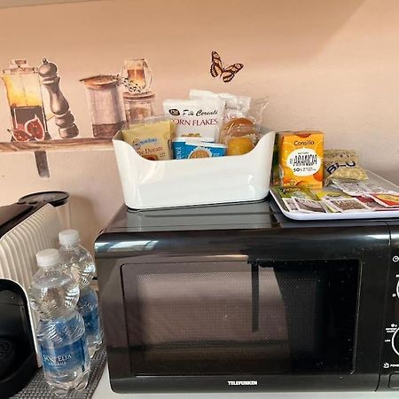 Minimal Studio Con Travi A Vista ピアチェンツァ エクステリア 写真